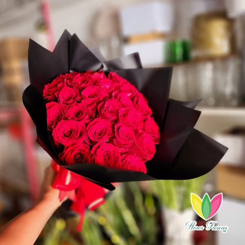 Ramo de rosas rojas deluxe